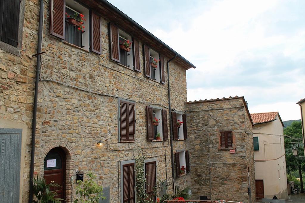 Casa Vacanze In Borgo Monteverdi Marittimo Kültér fotó